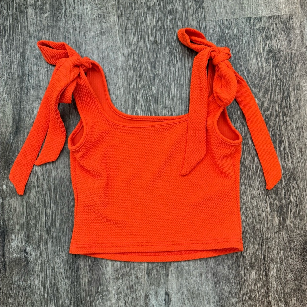 SHEIN Orange Crop Tie Front Tank Top